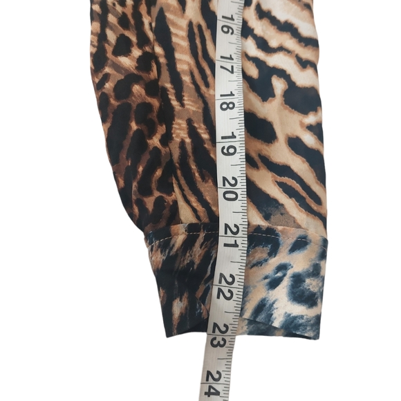 L’AGENCE Button Down Animal Print Blouse. - Picture 8 of 10